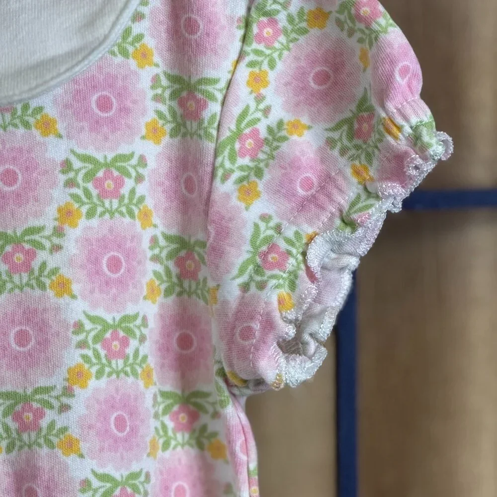 Baby GAP Pink Floral One Piece Romper Peter Pan Collar Newborn 3M - Picture 6 of 8